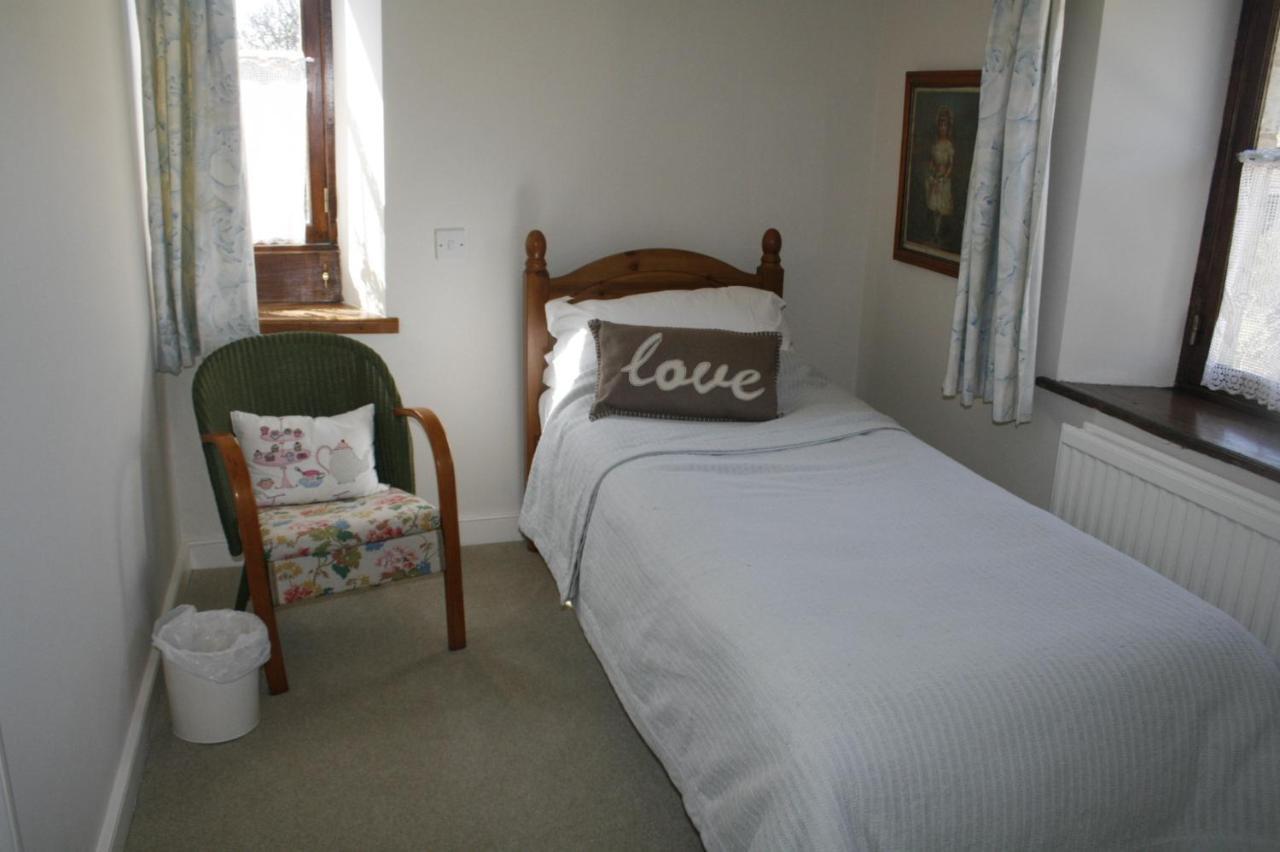 Fosse Farmhouse Holiday Cottages Chippenham  Buitenkant foto
