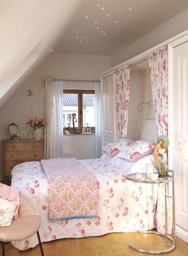 Fosse Farmhouse Holiday Cottages Chippenham  Buitenkant foto