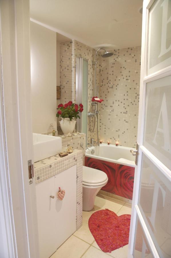 Fosse Farmhouse Holiday Cottages Chippenham  Buitenkant foto
